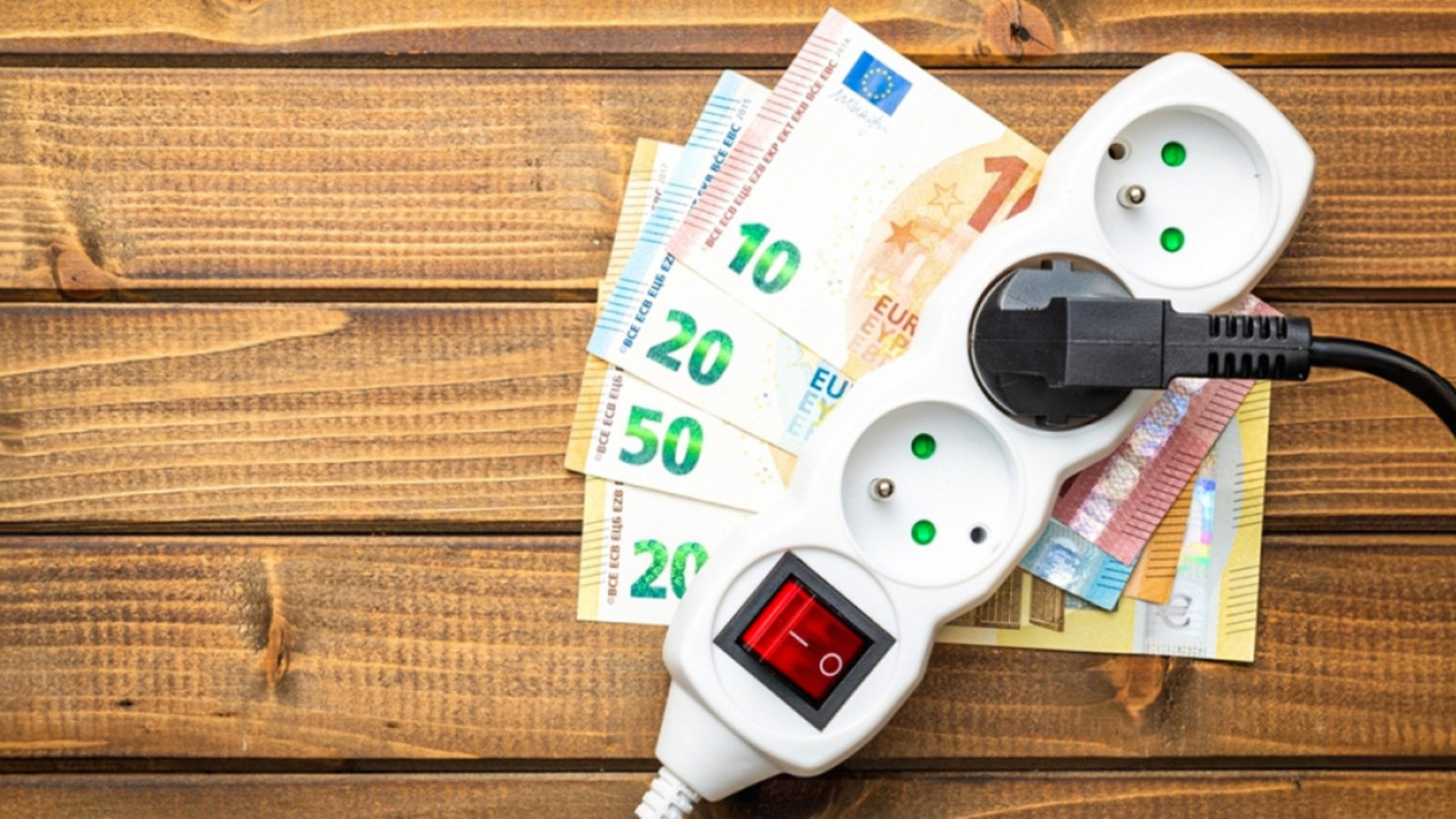 Ρεύμα: Τα 3 φθηνότερα Πράσινα Τιμολόγια για Business 